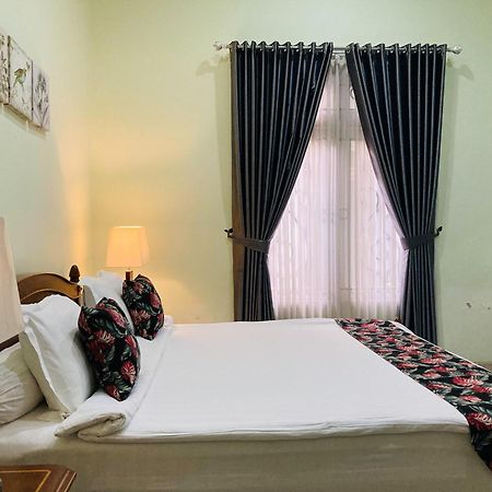 Hotel Just 11 Boutique Syariah Mitra Reddoorz Near Ugm Yogyakarta Kejayan Esterno foto