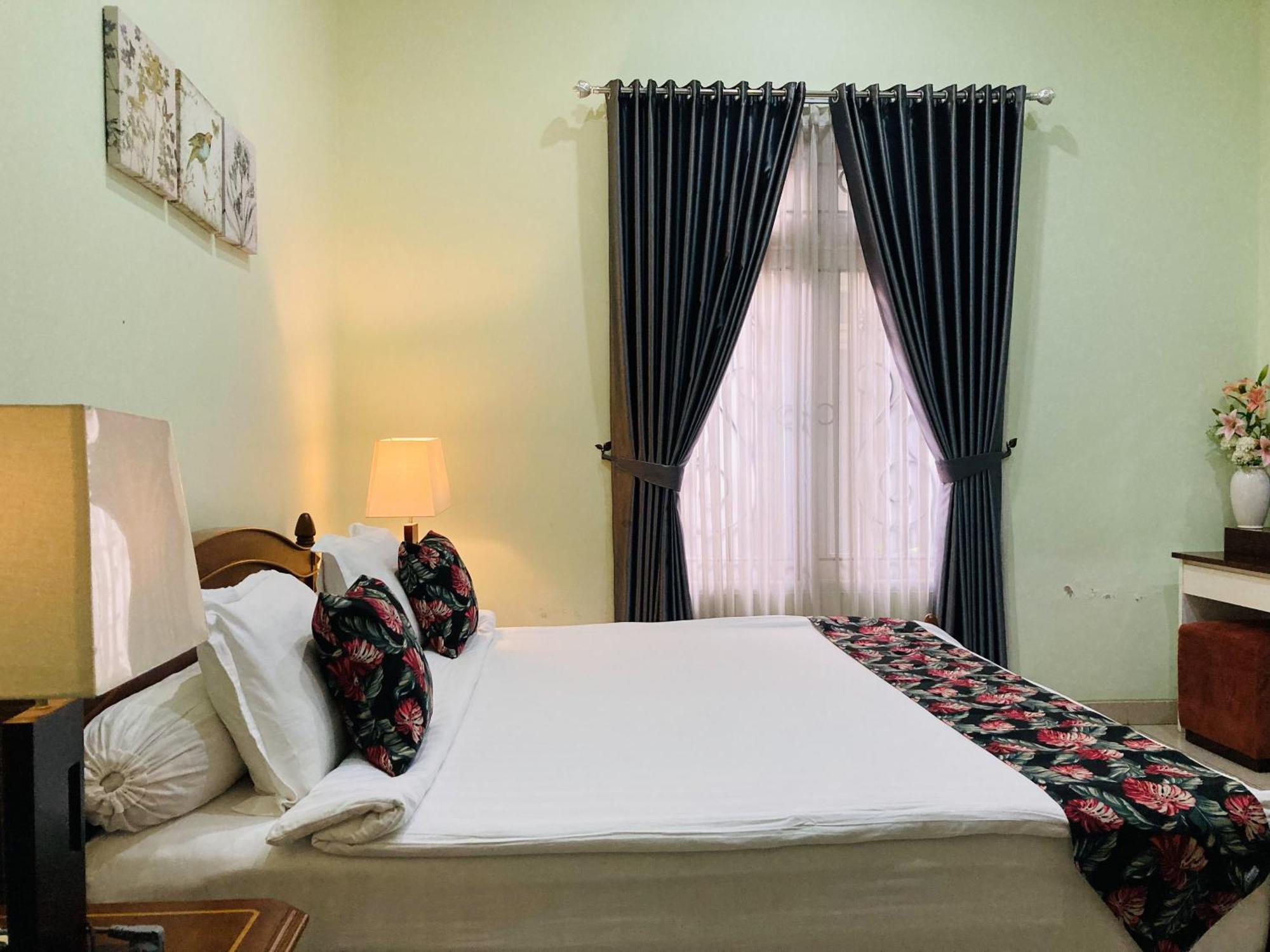 Hotel Just 11 Boutique Syariah Mitra Reddoorz Near Ugm Yogyakarta Kejayan Esterno foto